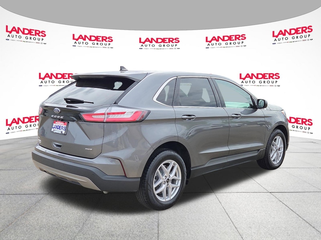 Used 2024 Ford Edge SEL SUV