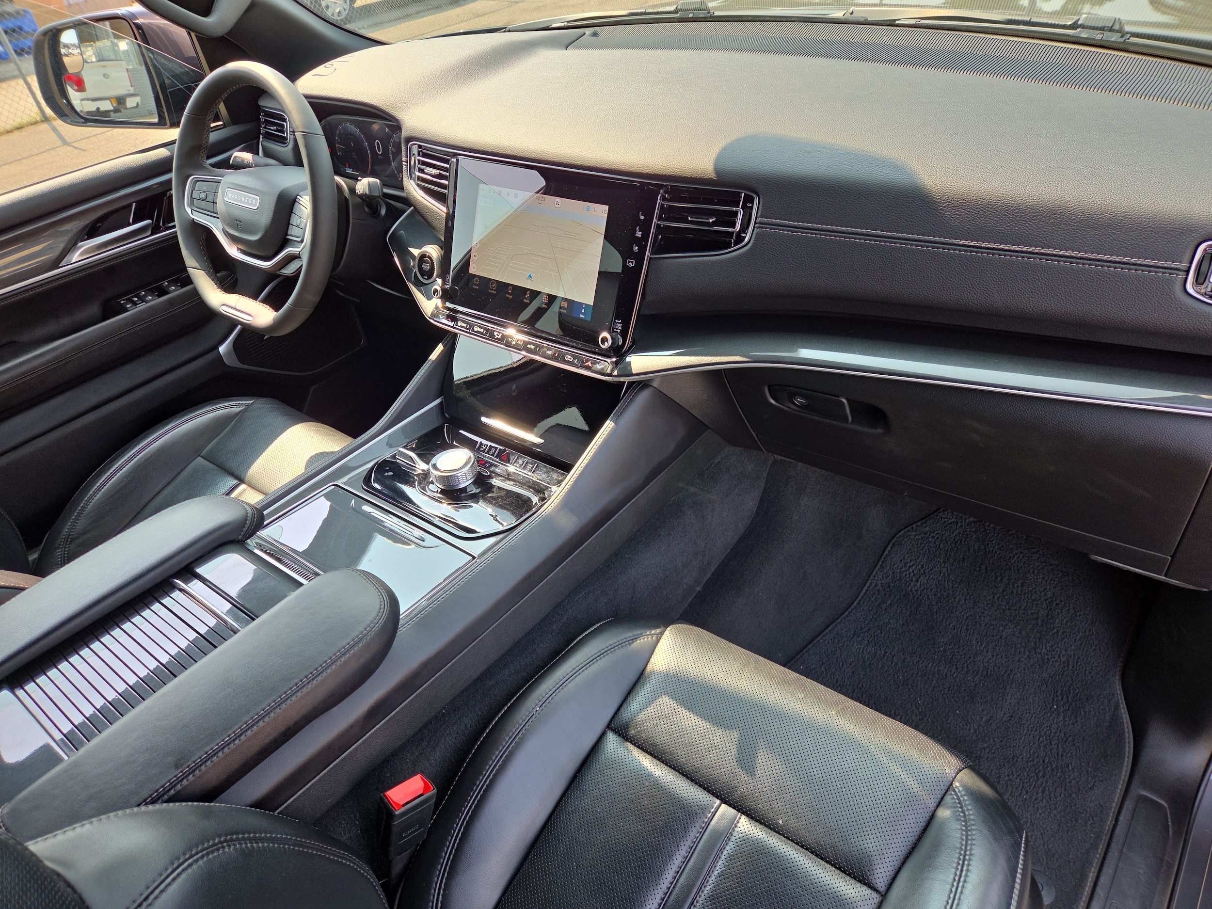 2022 Jeep Wagoneer Series I - Photo 18