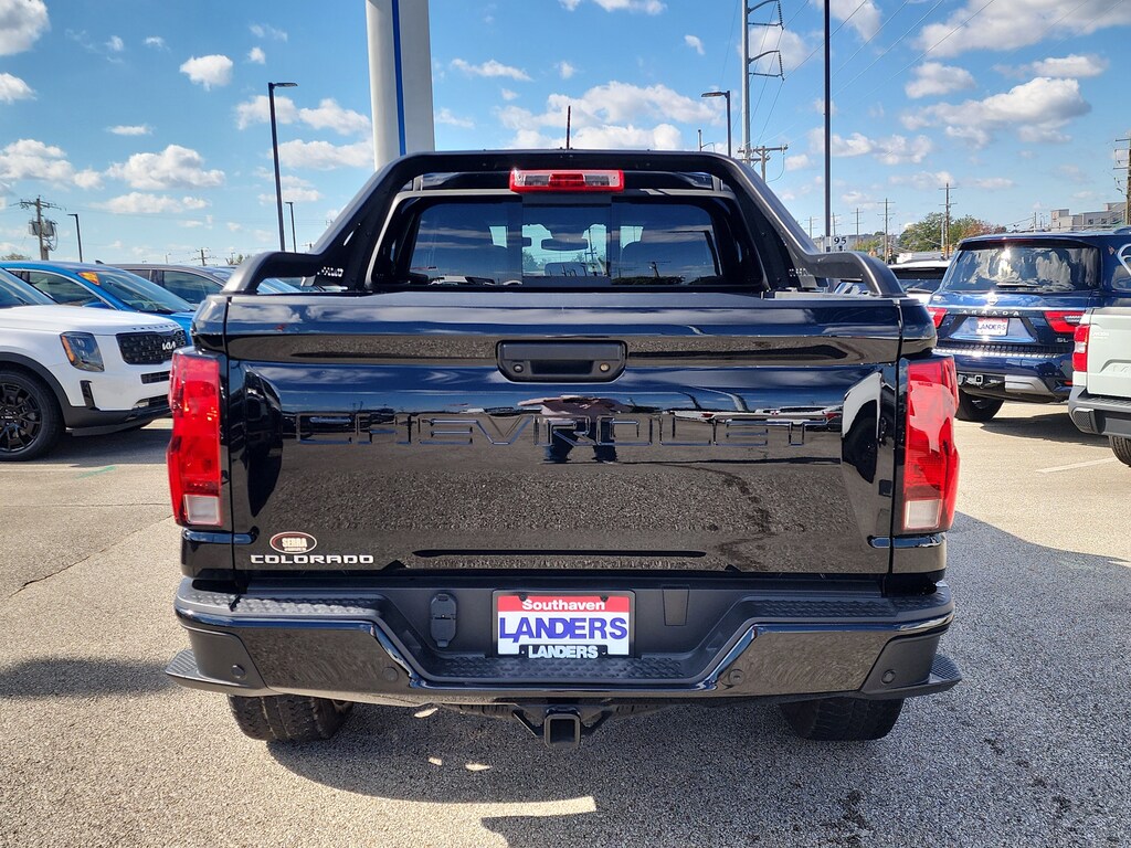 Used 2024 Chevrolet Colorado 4WD Trail Boss Truck Crew Cab