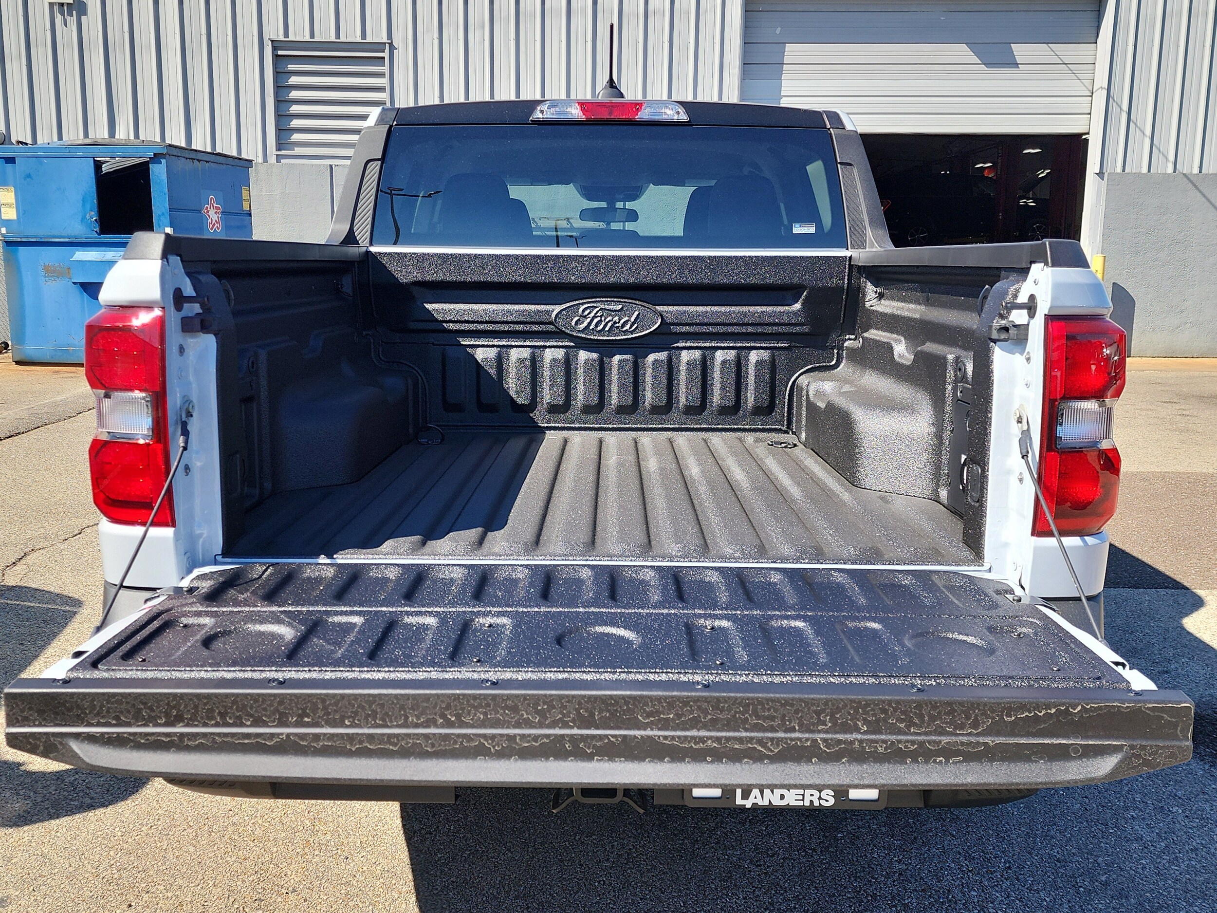 2025 Ford Maverick XLT photo 4