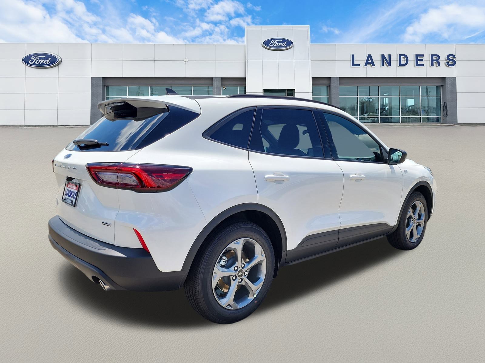 2025 Ford Escape ST-Line photo 3