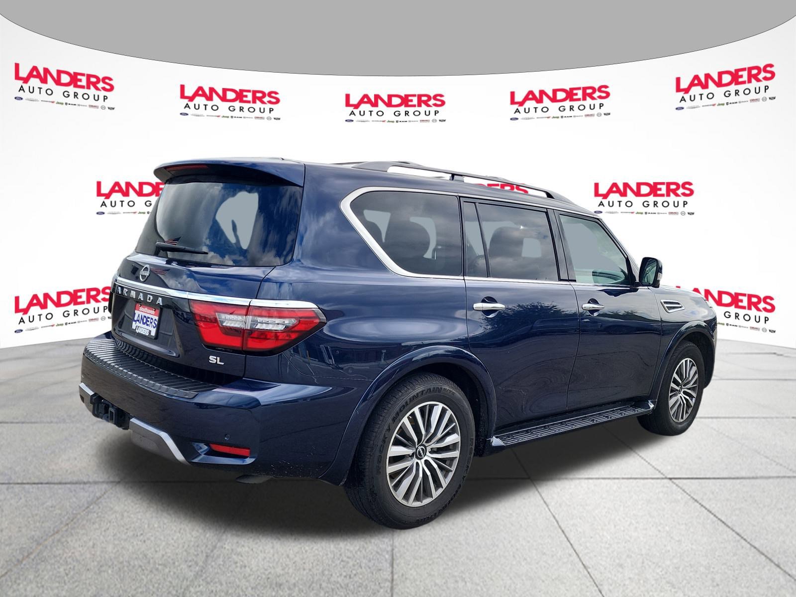2023 Nissan Armada SL photo 3