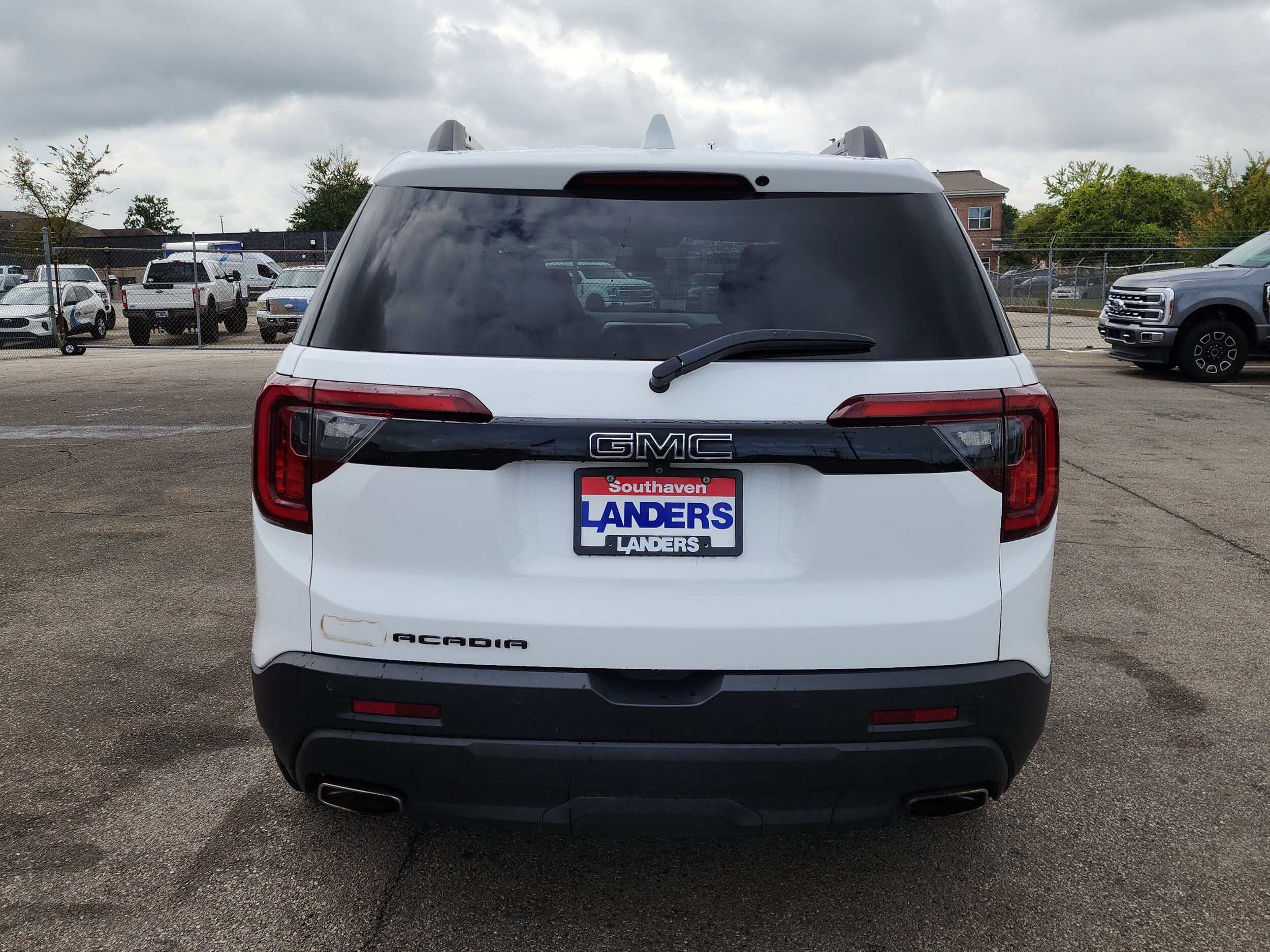 2022 Gmc Acadia SLE photo 4