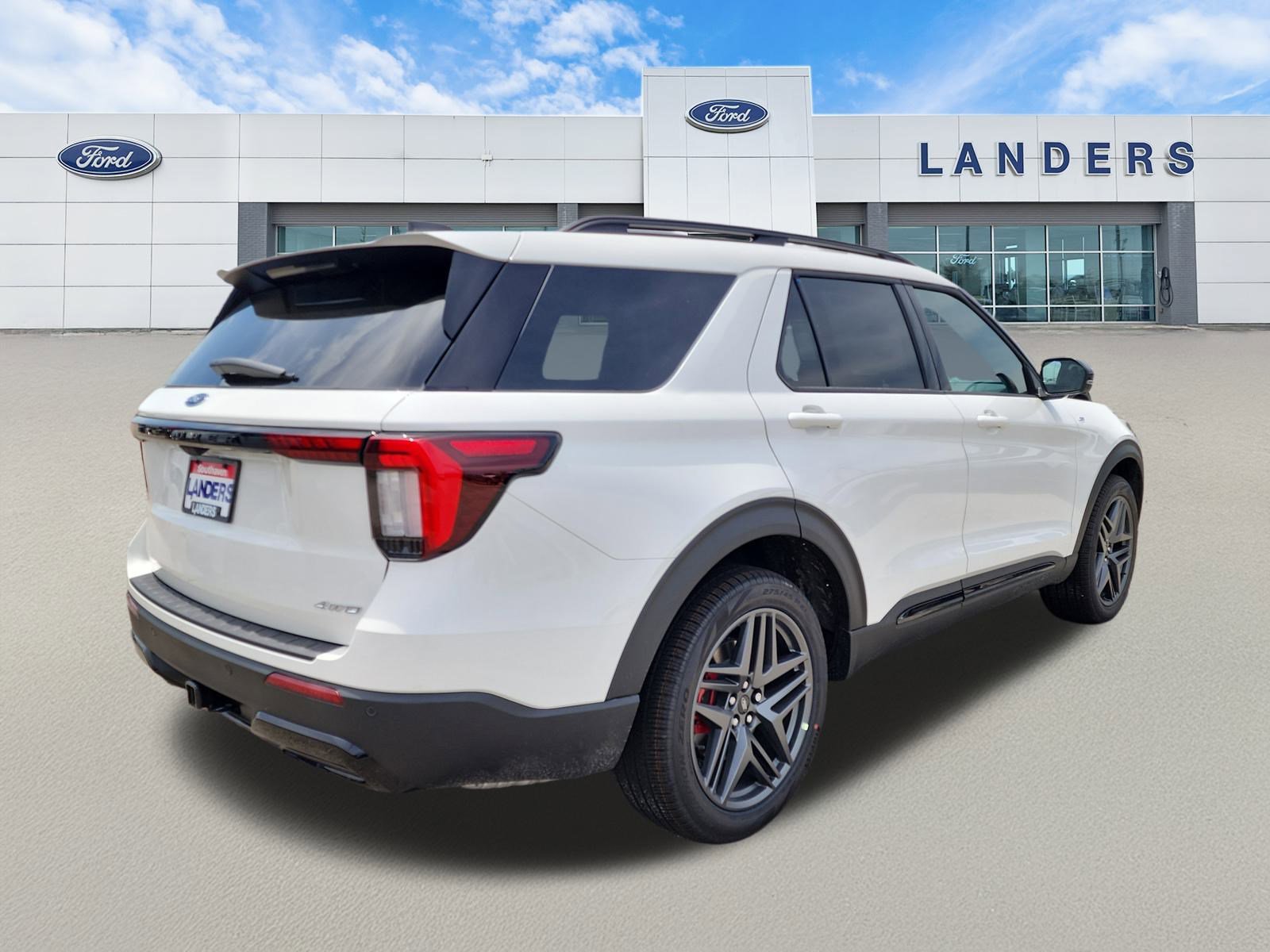 2025 Ford Explorer ST-Line photo 3
