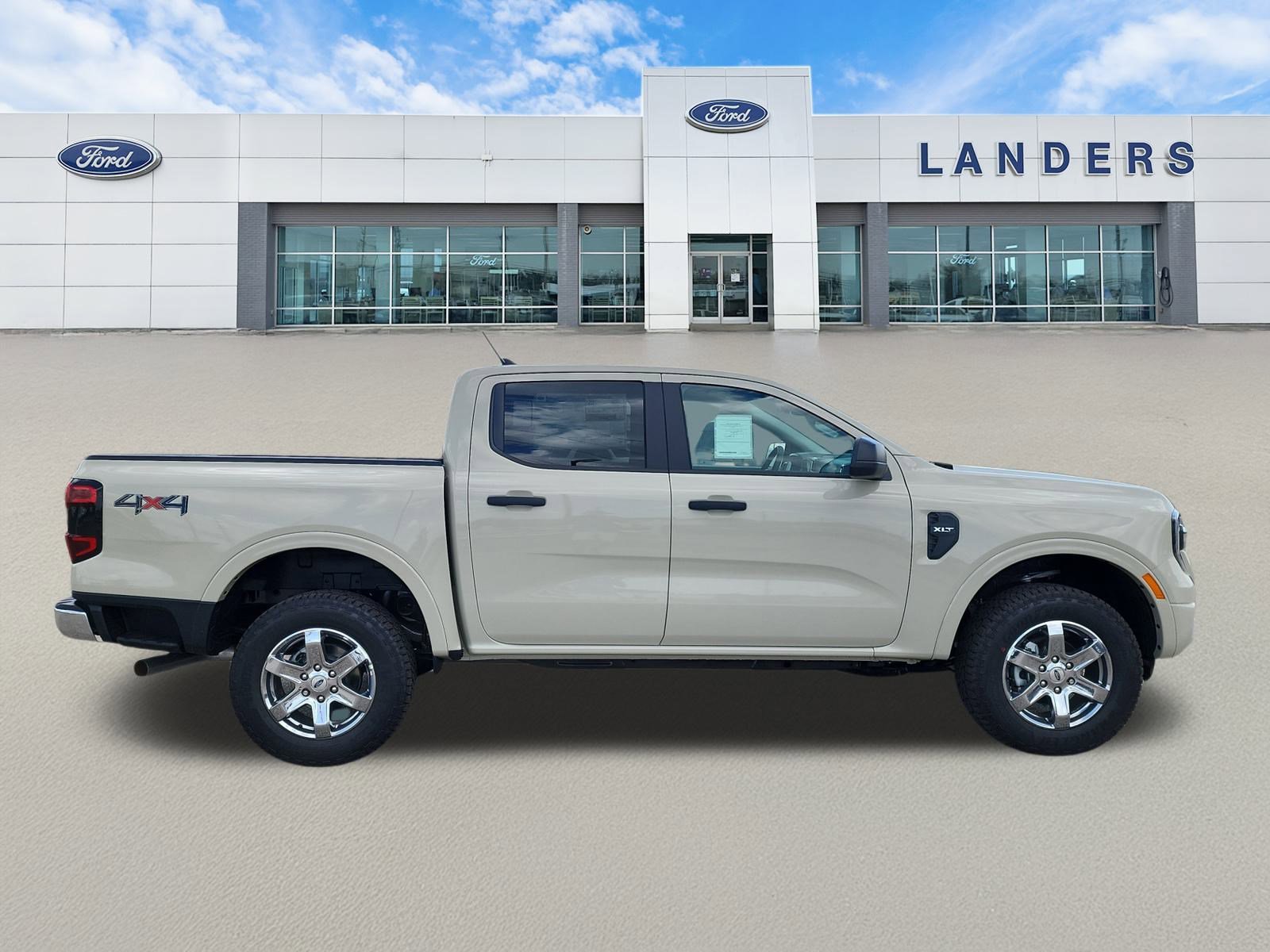2025 Ford Ranger XLT photo 2