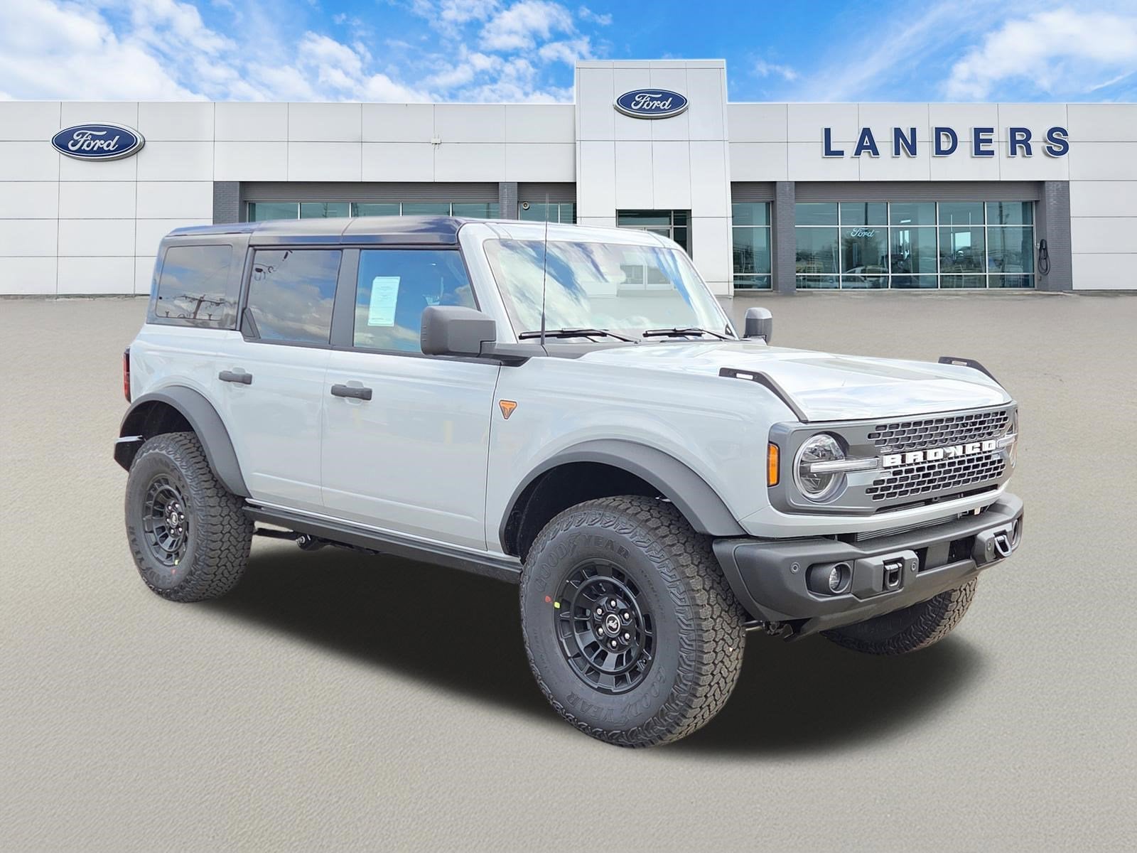 2026 Ford Bronco Badlands 4x4's photo