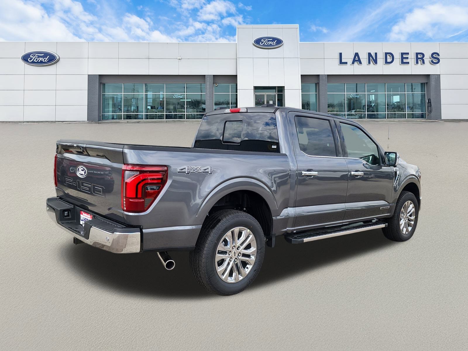 2025 Ford F-150 Lariat photo 3
