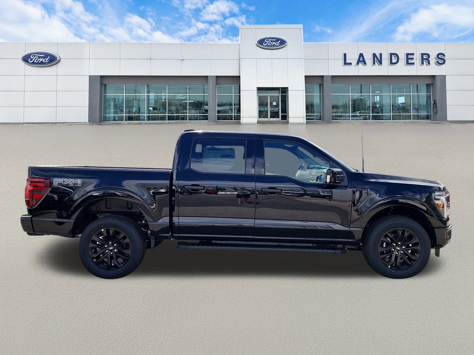 2025 Ford F-150 Lariat photo 2