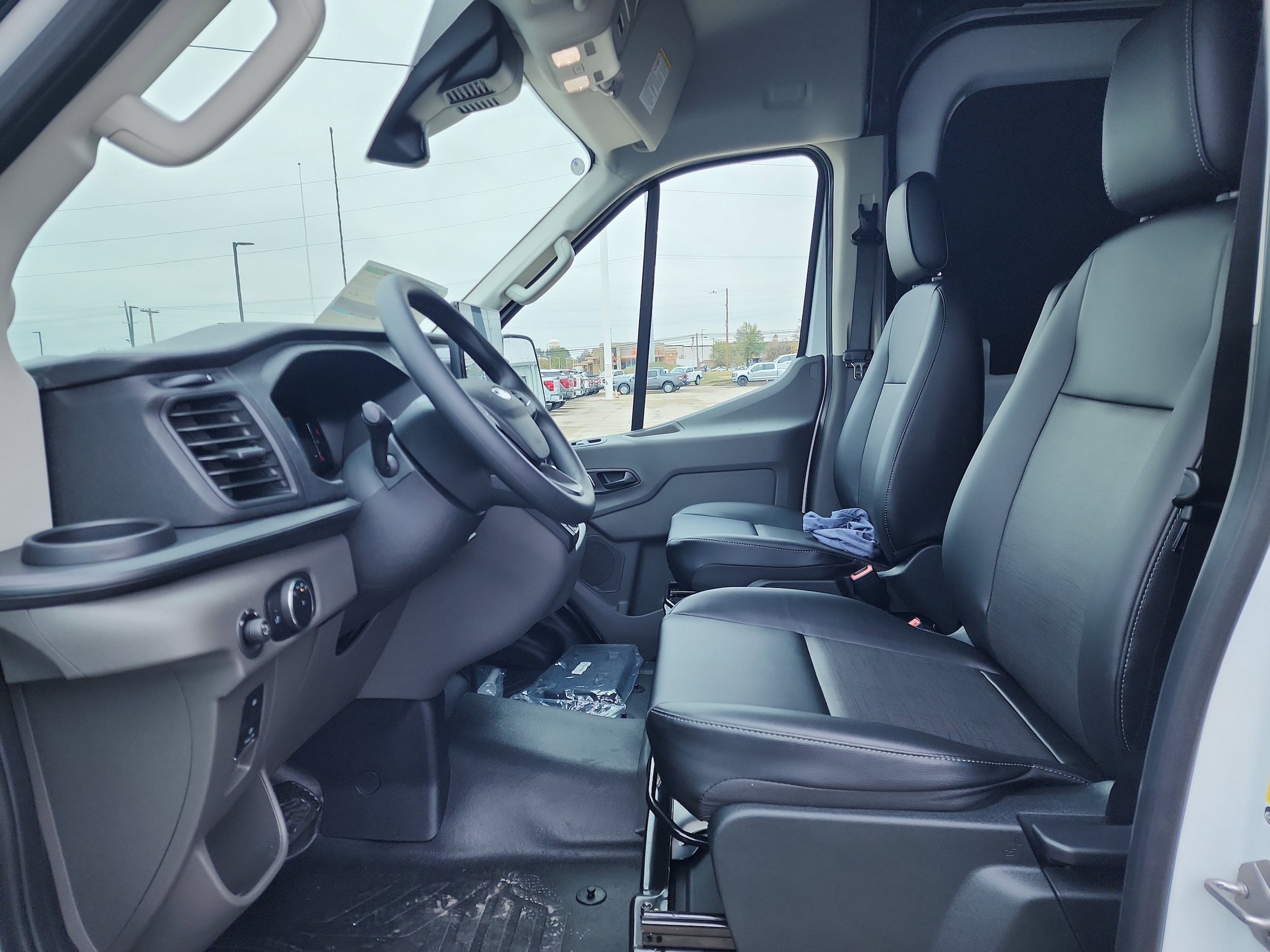 2026 Ford Transit Van Base - Photo 7