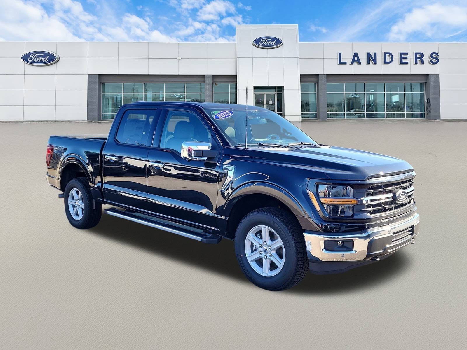2025 Ford F-150 XLT's photo