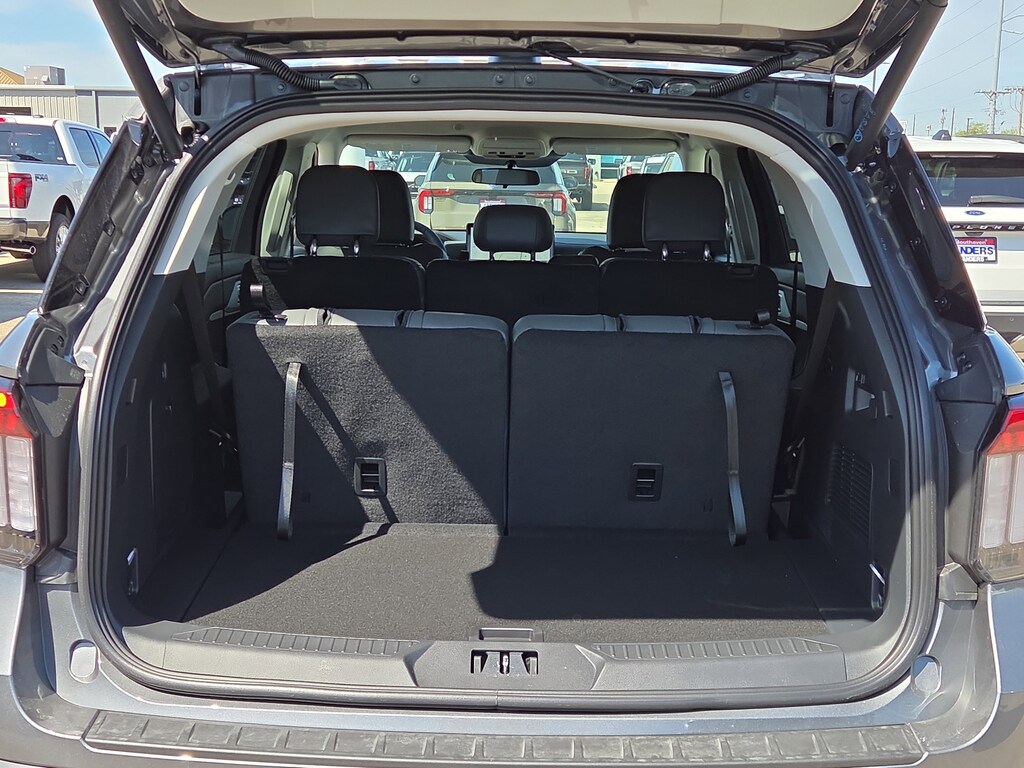 New 2026 Ford Explorer Active w/200A Pkg SUV