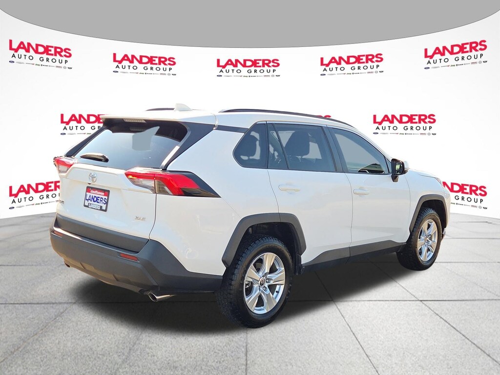 Used 2021 Toyota RAV4 XLE SUV