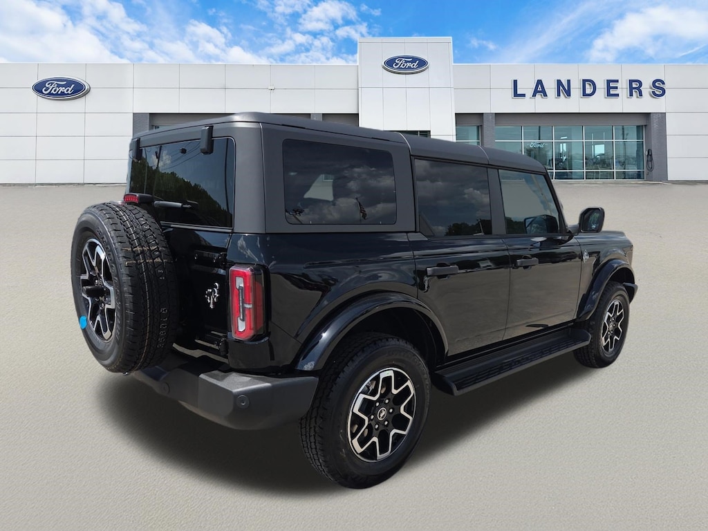 New 2026 Ford Bronco Outer Banks