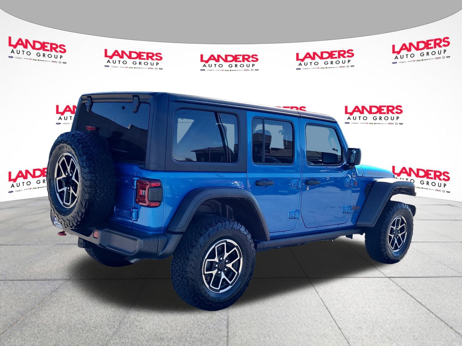 2024 Jeep Wrangler Rubicon photo 2