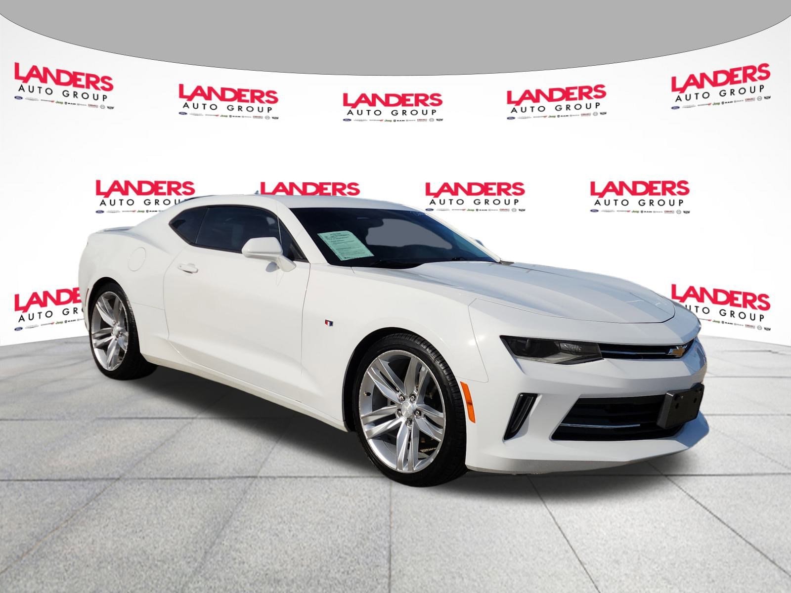 2017 Chevrolet Camaro 1LT's photo