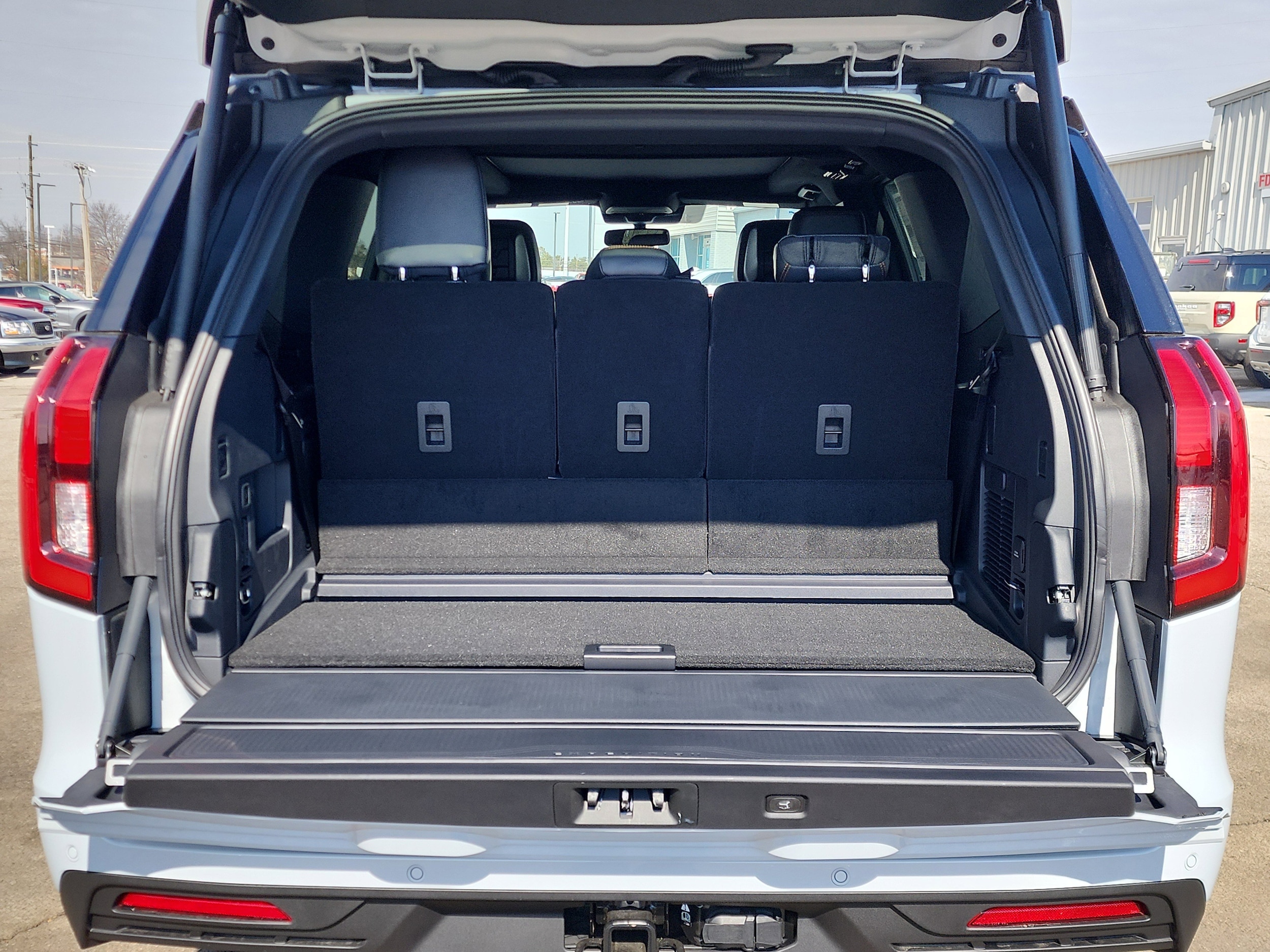 2026 Ford Expedition Tremor - Photo 4