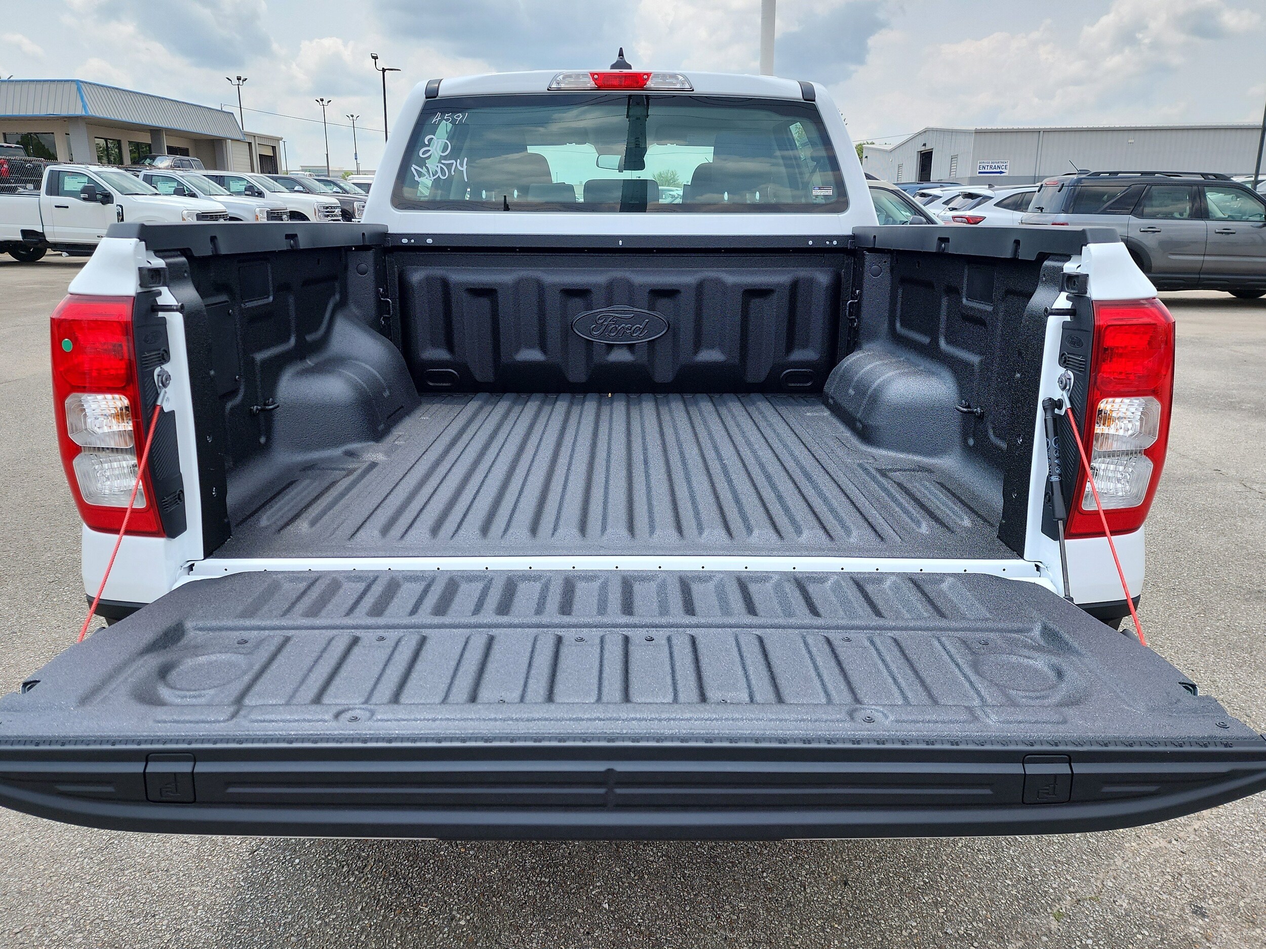 2025 Ford Ranger XL photo 4