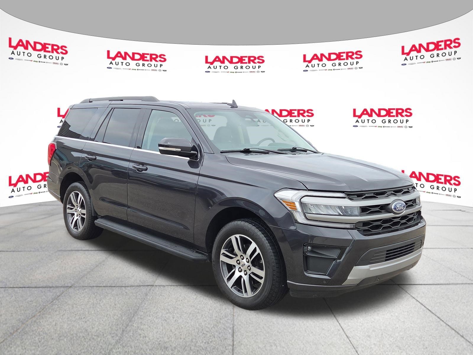 2024 Ford Expedition XLT's photo