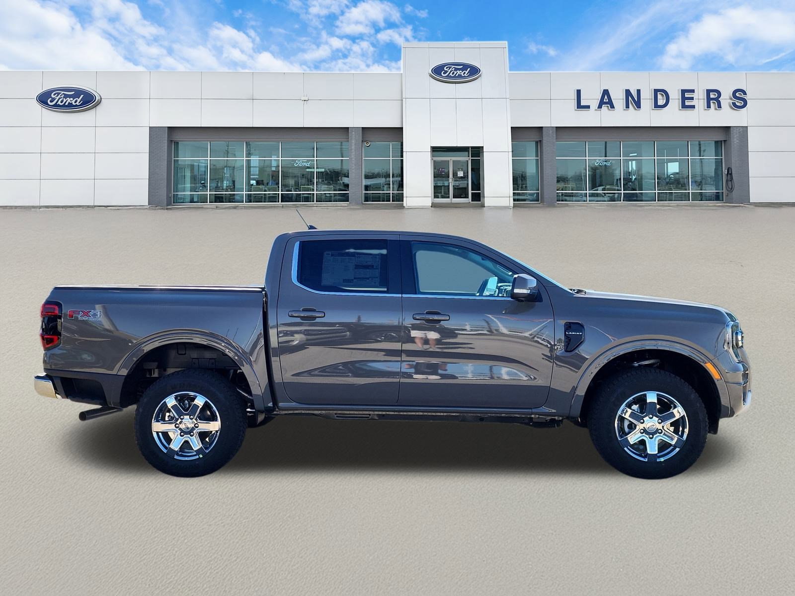 2025 Ford Ranger Lariat photo 2