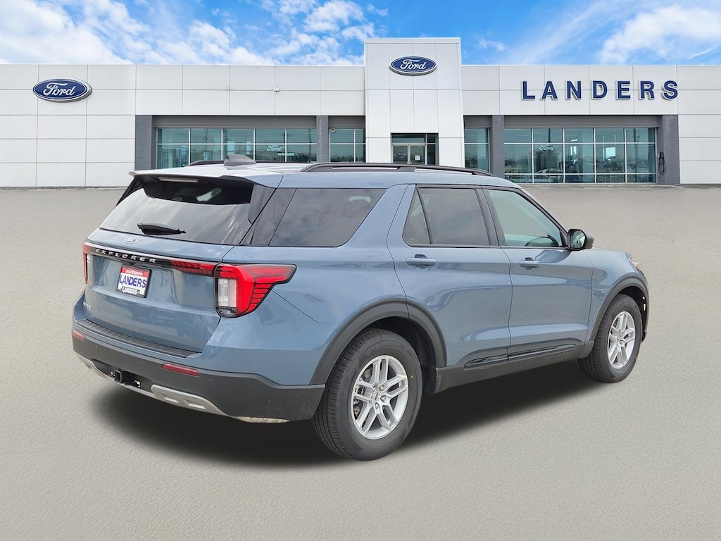New 2026 Ford Explorer Active w/200A Pkg SUV