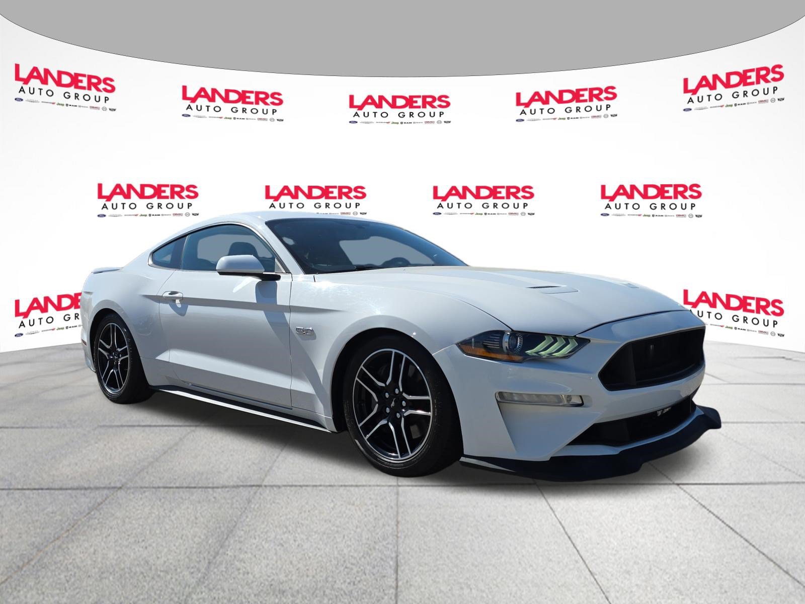  Ford Mustang