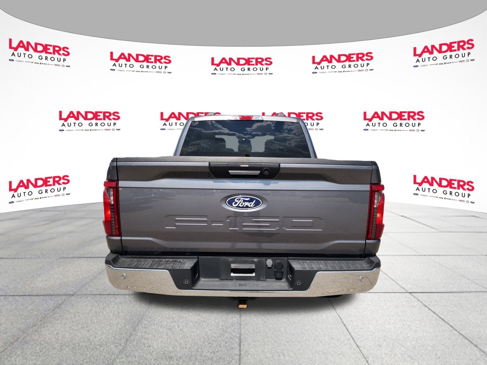 2024 Ford F-150 XLT photo 3
