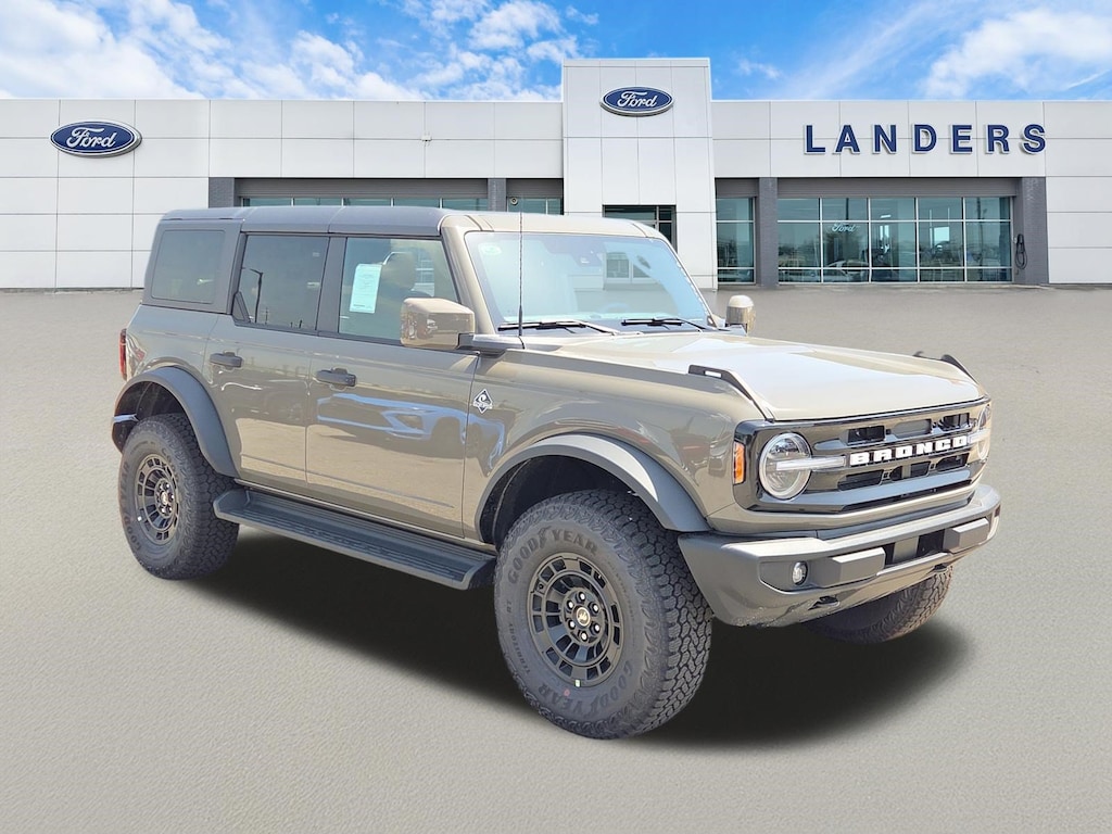 New 2026 Ford Bronco Outer Banks SUV
