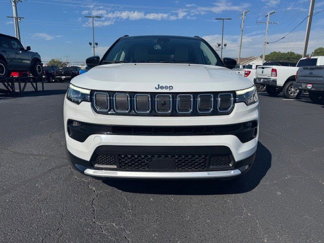 2022 Jeep Compass Limited photo 2