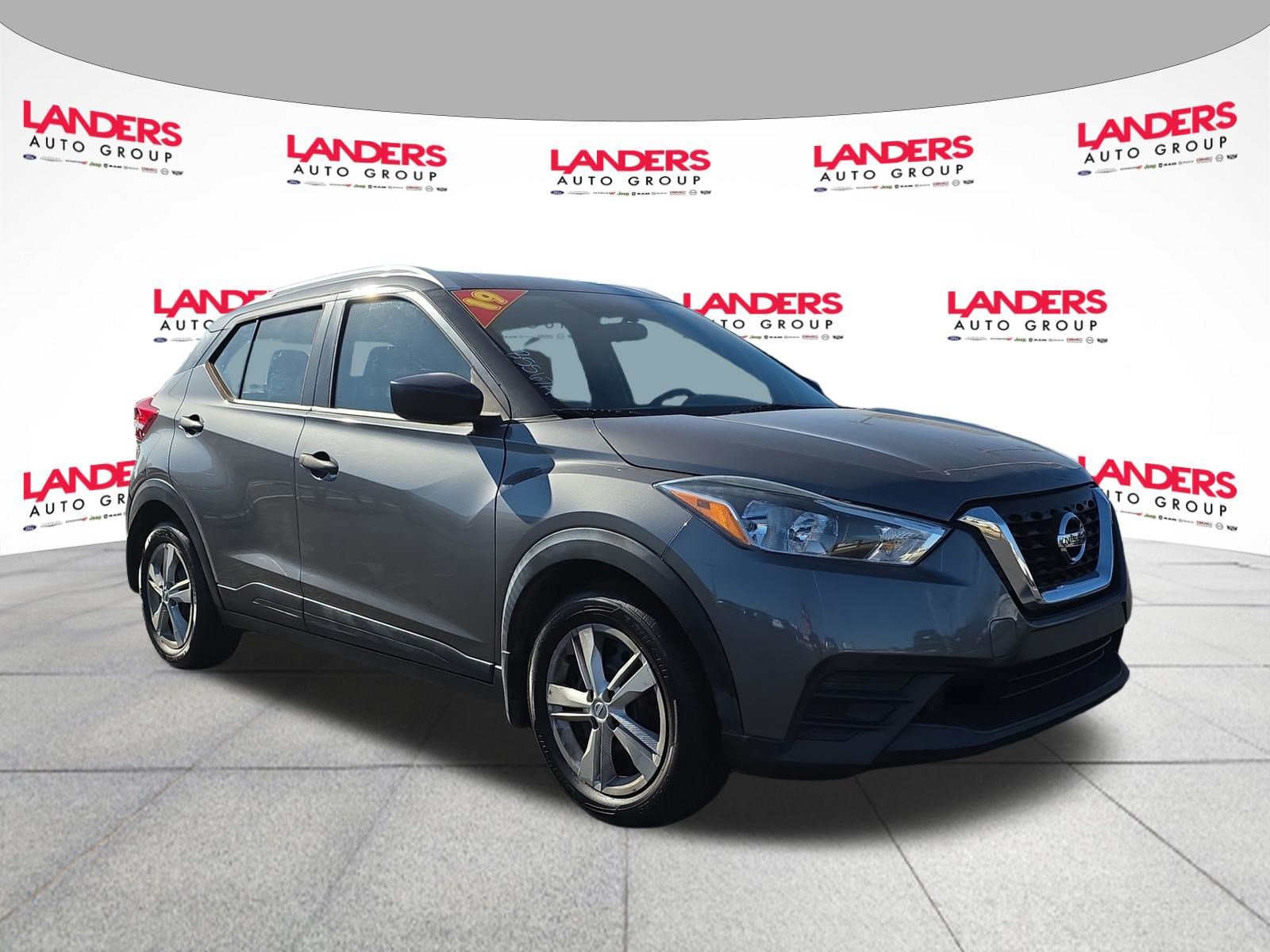  Nissan Kicks
