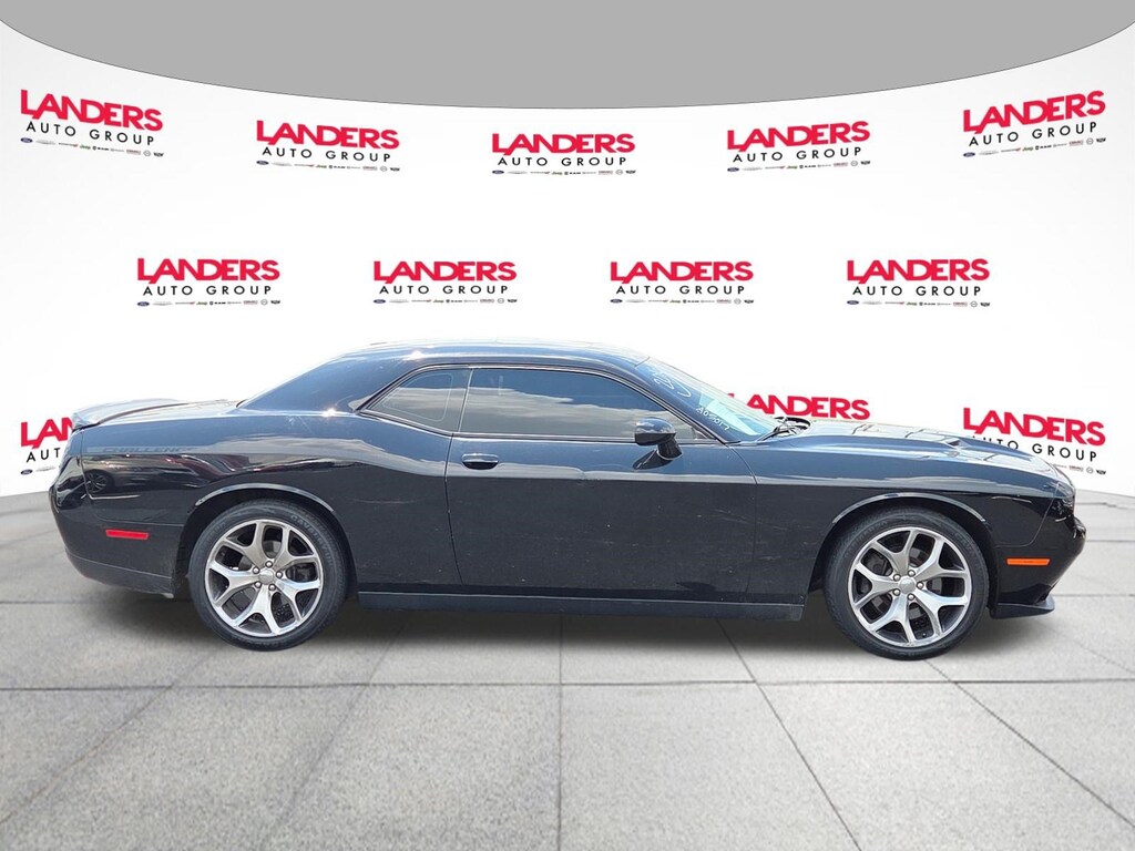 Used 2016 Dodge Challenger SXT Plus Coupe