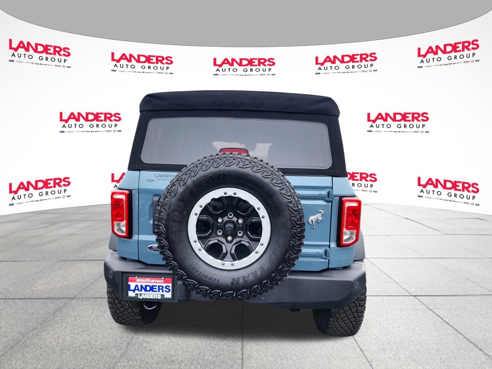 2022 Ford Bronco Big Bend photo 2