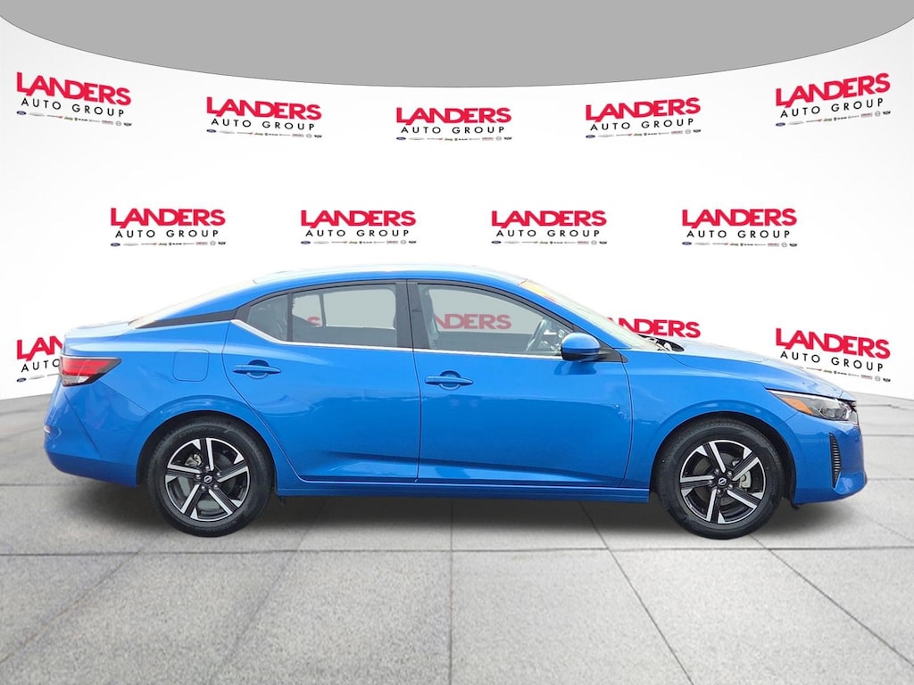 Used 2025 Nissan Sentra SV SV CVT