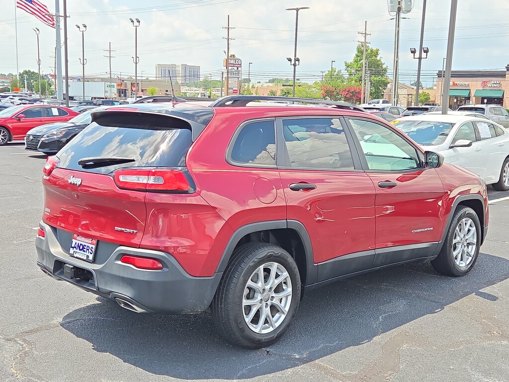 Used 2016 Jeep Cherokee Sport FWD Sport