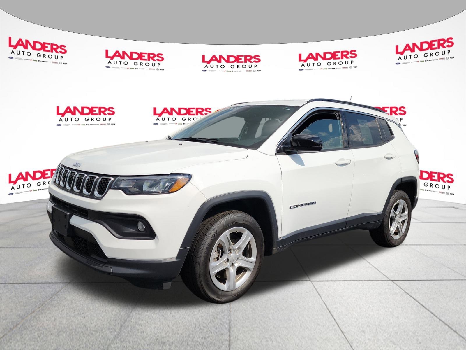 Image of 2023 Jeep Compass Latitude 4x4