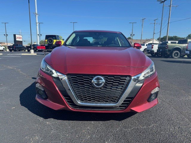 2019 Nissan Altima 2.5 SV photo 2