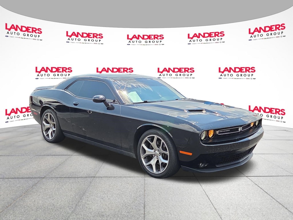 Used 2016 Dodge Challenger SXT Plus Coupe