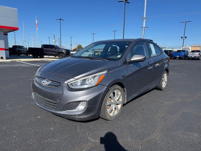 2014 Hyundai Accent GLS photo 3