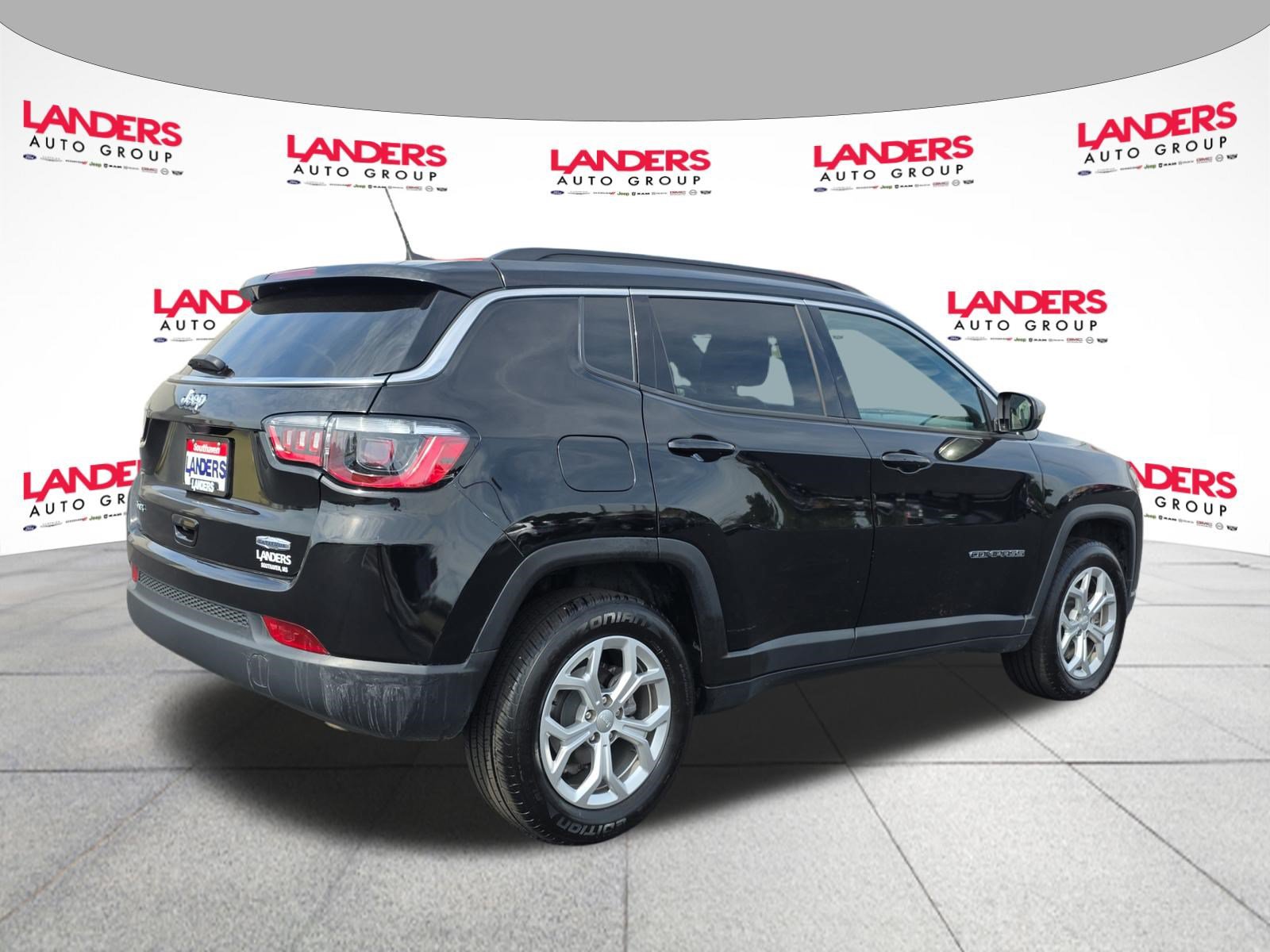 Used 2024 Jeep Compass Latitude Latitude 4x4