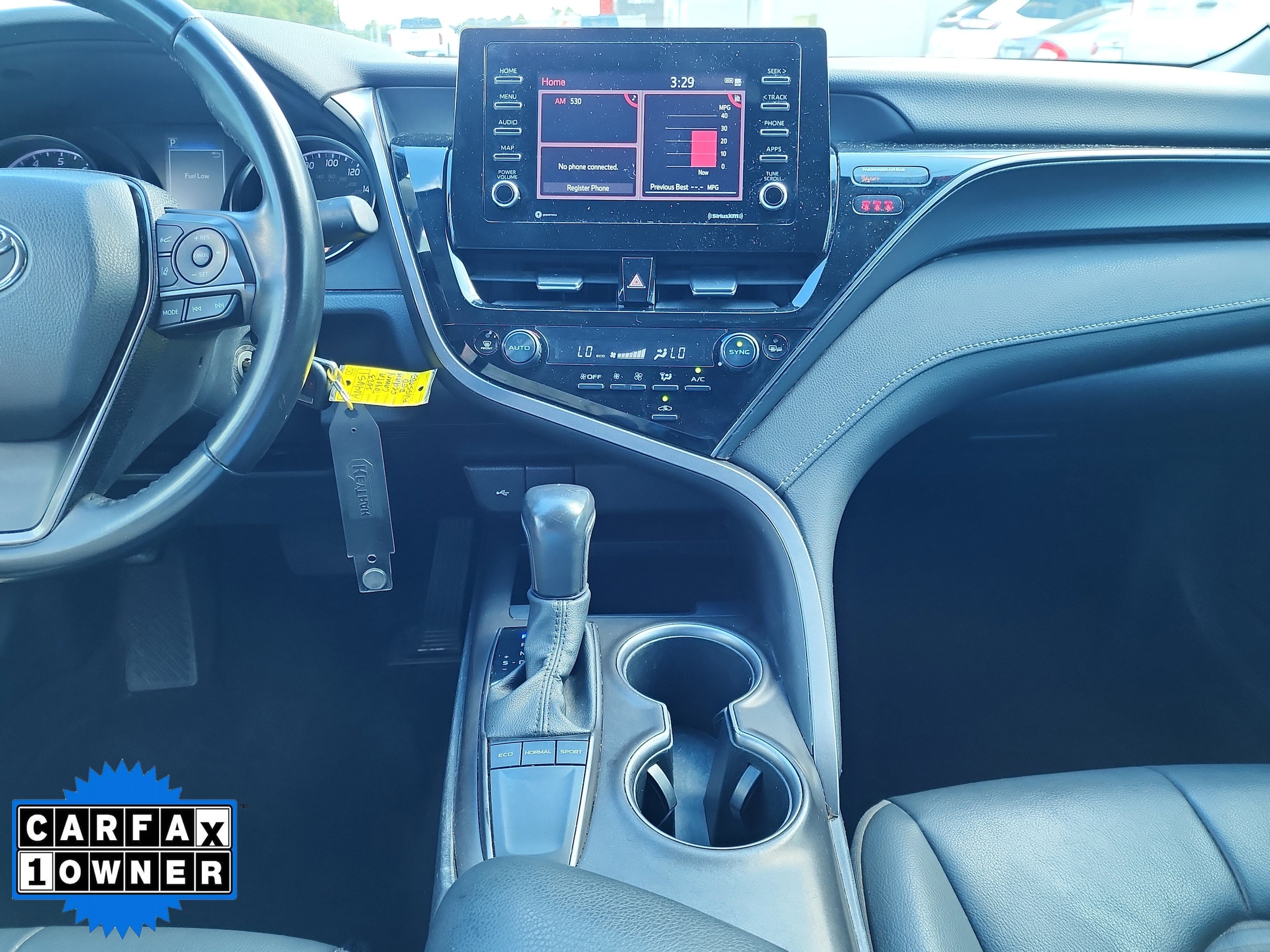 2023 Toyota Camry SE - Photo 22