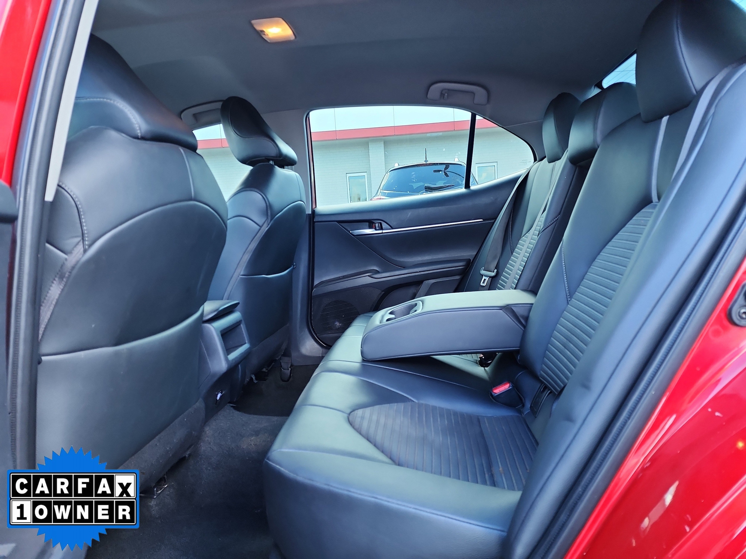2023 Toyota Camry SE - Photo 11