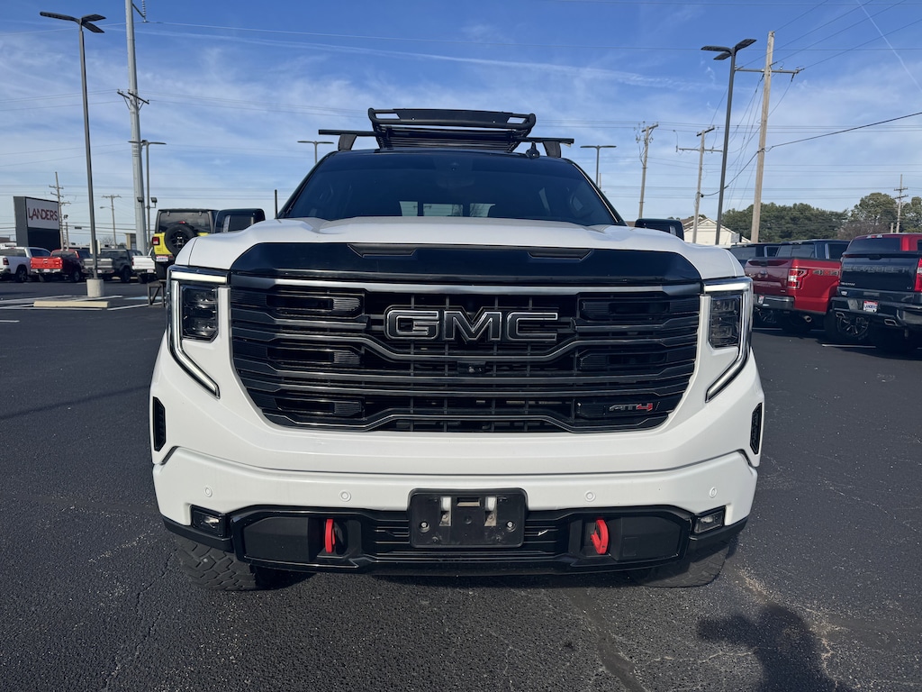 Used 2022 GMC Sierra 1500 AT4 4WD Crew Cab 147 AT4