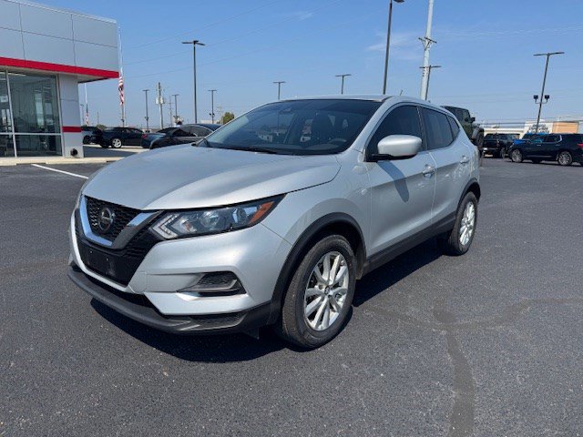 2021 Nissan Rogue Sport S photo 3