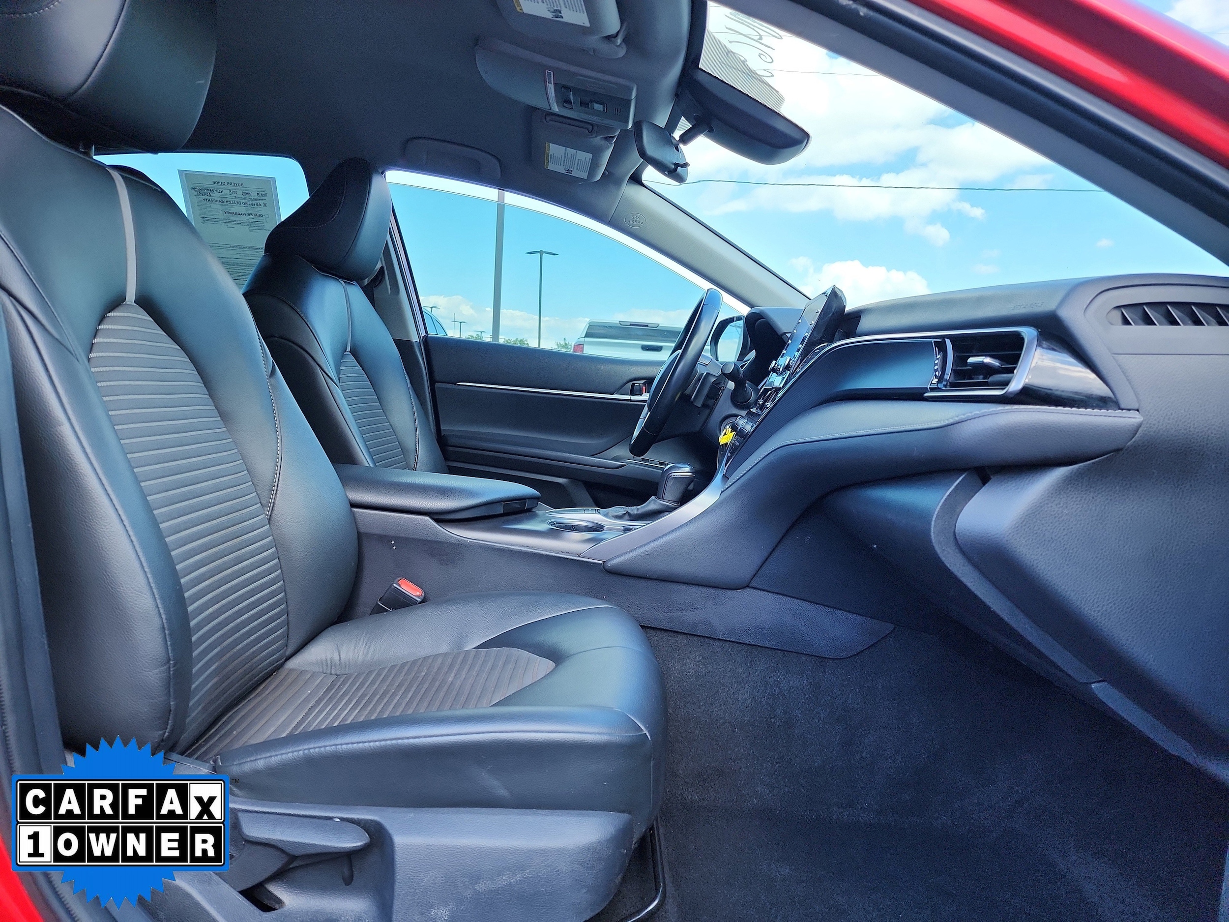 2023 Toyota Camry SE - Photo 15