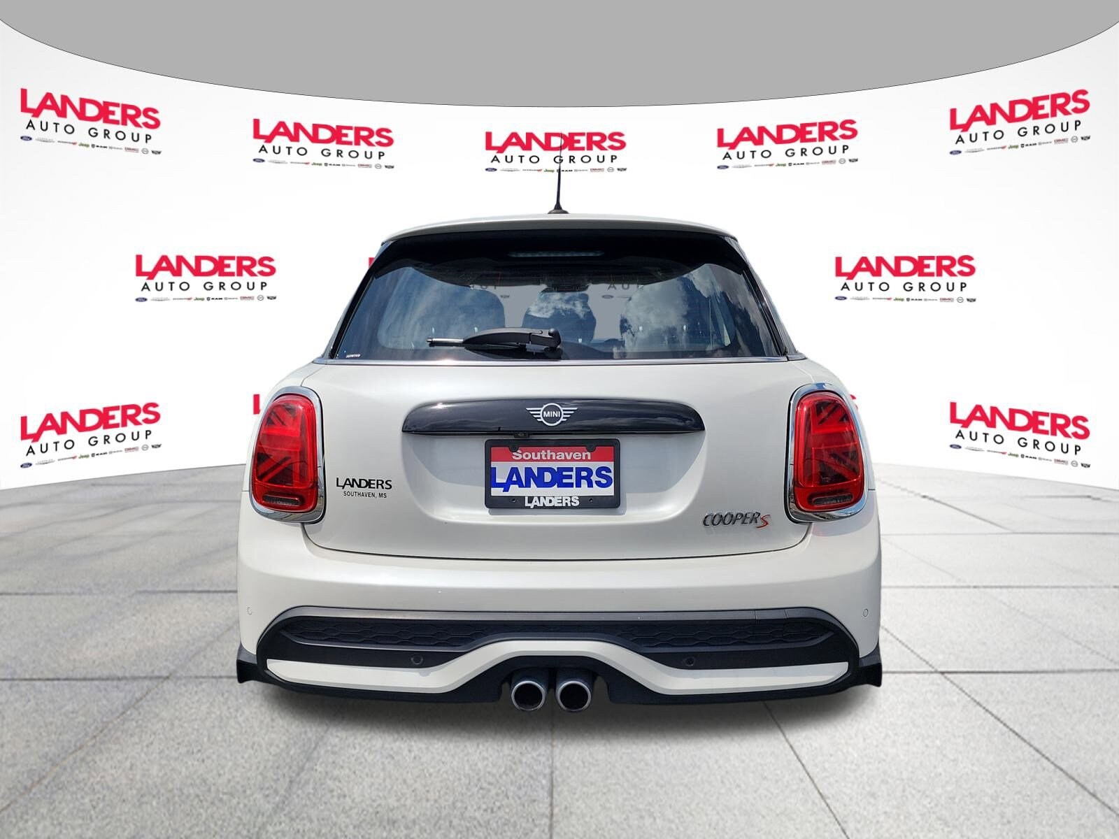 2024 Mini Cooper 4 Door Hardtop S photo 4