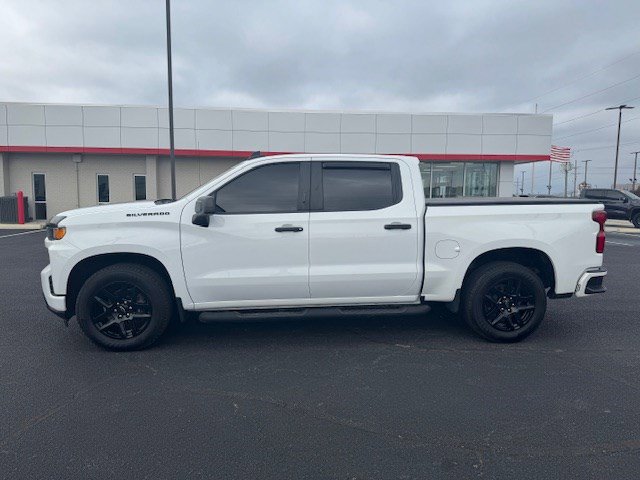 2022 Chevrolet Silverado 1500 Custom photo 3