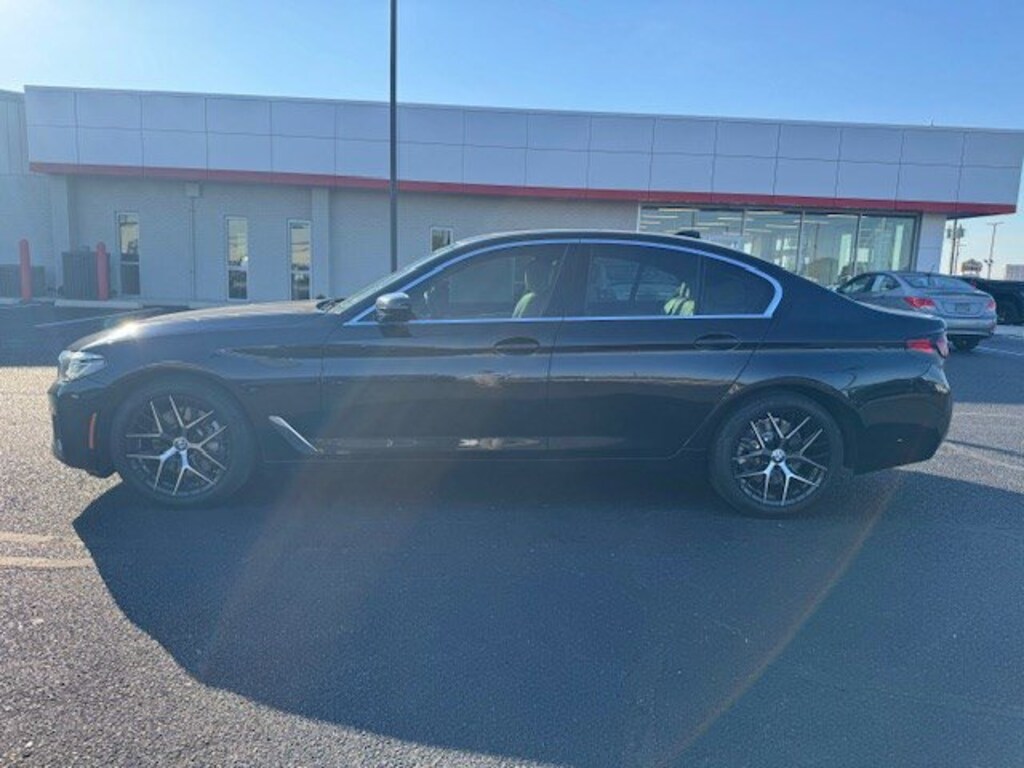 Used 2021 BMW 5 Series 530i xDrive Sedan