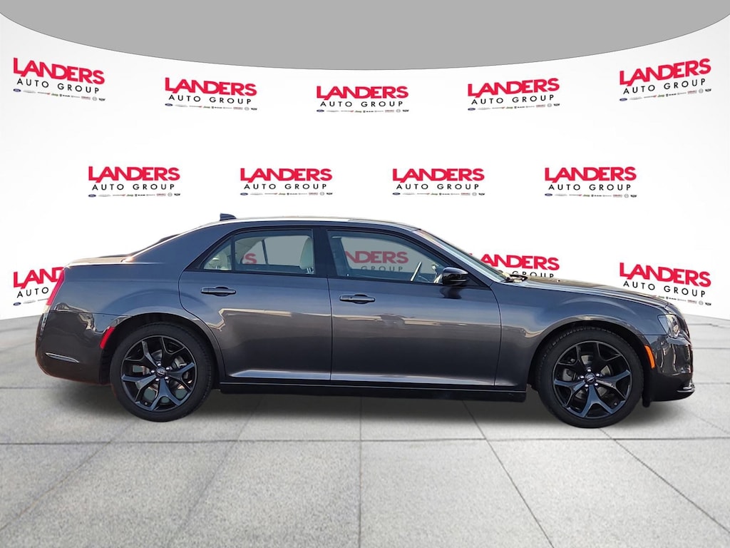 Used 2023 Chrysler 300 Touring Touring RWD