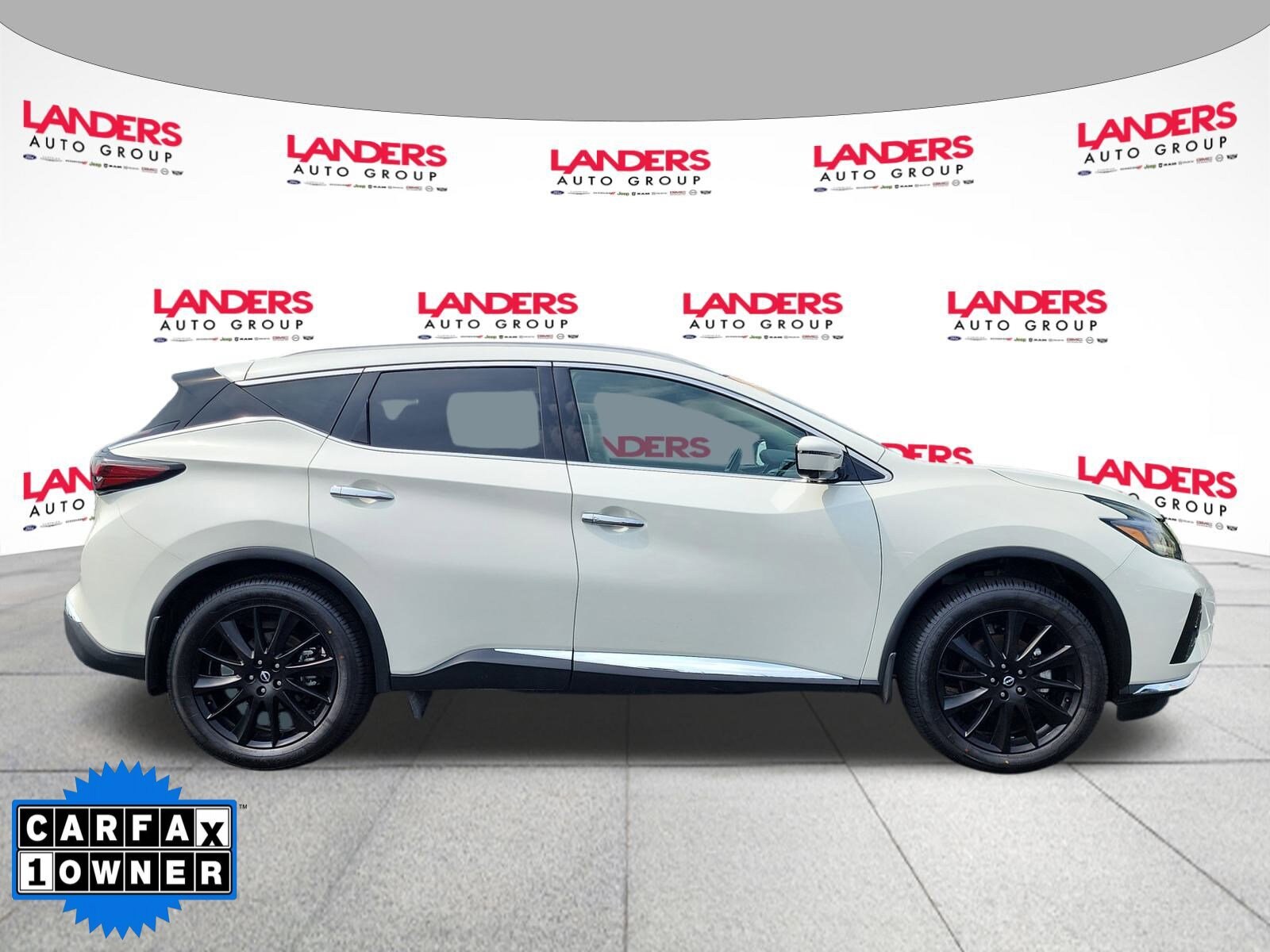 2023 Nissan Murano Platinum photo 2