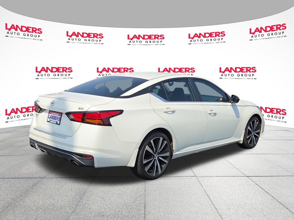 Used 2022 Nissan Altima 2.5 SR Sedan