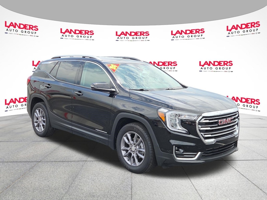 Used 2024 GMC Terrain SLT FWD SLT